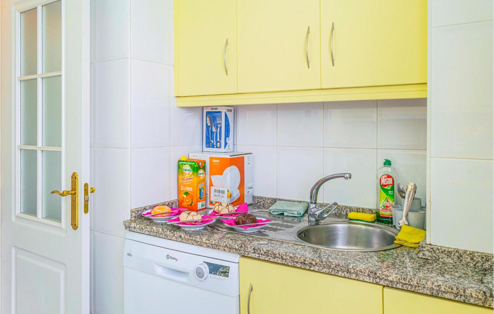 Lovely Apartment In Marbella With Kitchenette Εξωτερικό φωτογραφία