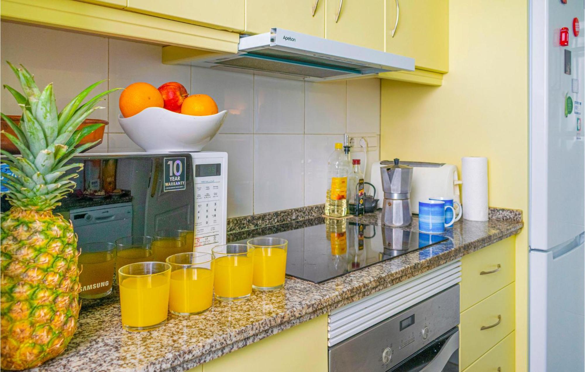Lovely Apartment In Marbella With Kitchenette Εξωτερικό φωτογραφία